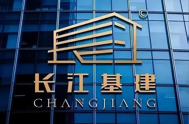 霍建宁打辅助，李嘉诚家族攒下1600亿现金